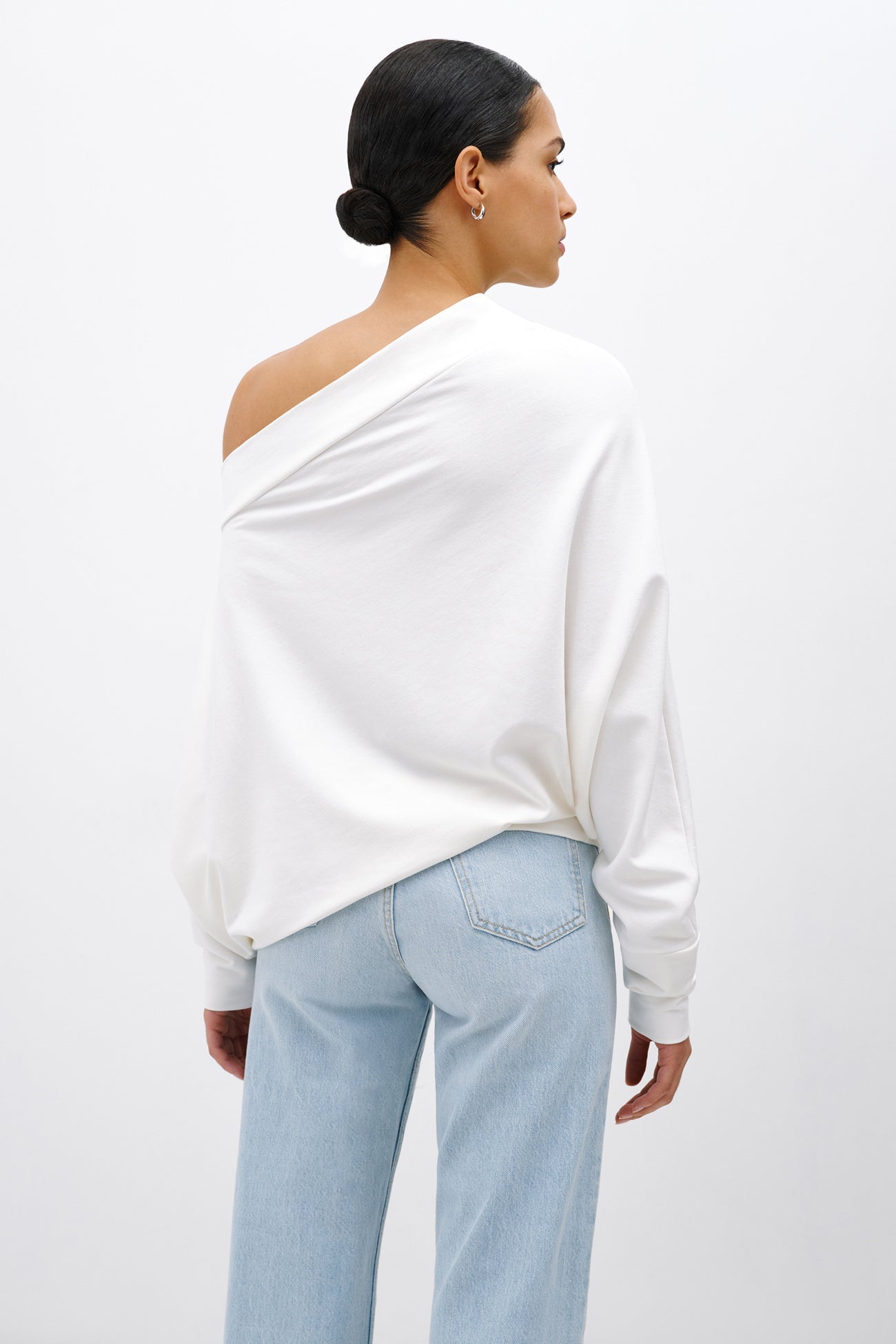 #Off White