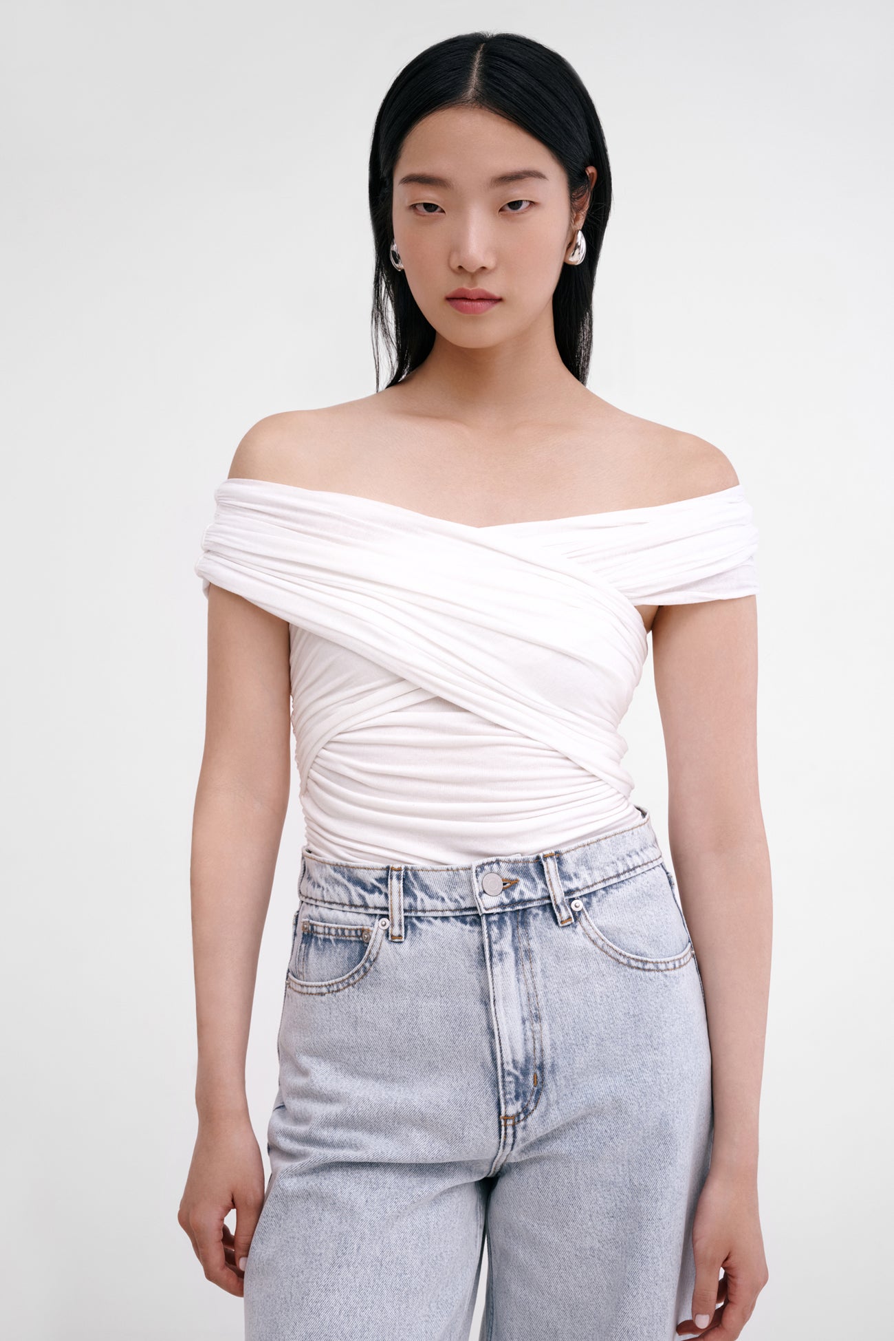 #Off White